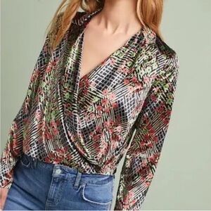 ETT TWA Women's Velvet Wrap Top